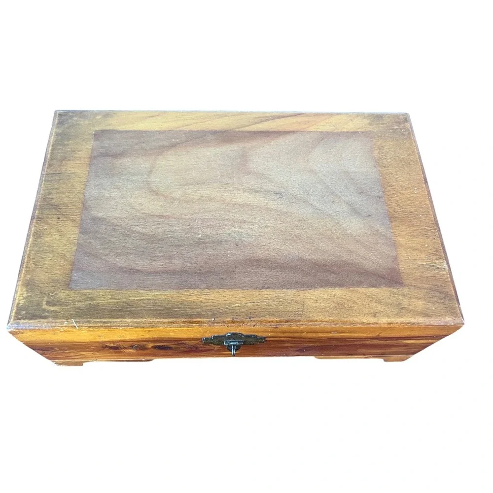 Vintage Cedar Wood Jewelry Keepsake Box Footed Latch Chest Rustic Storage 10.5in